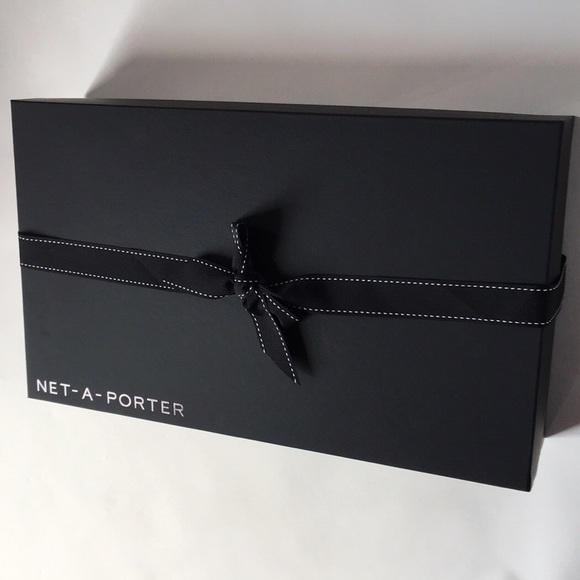 NET-A-PORTER striking black luxury box! - Picture 1 of 8